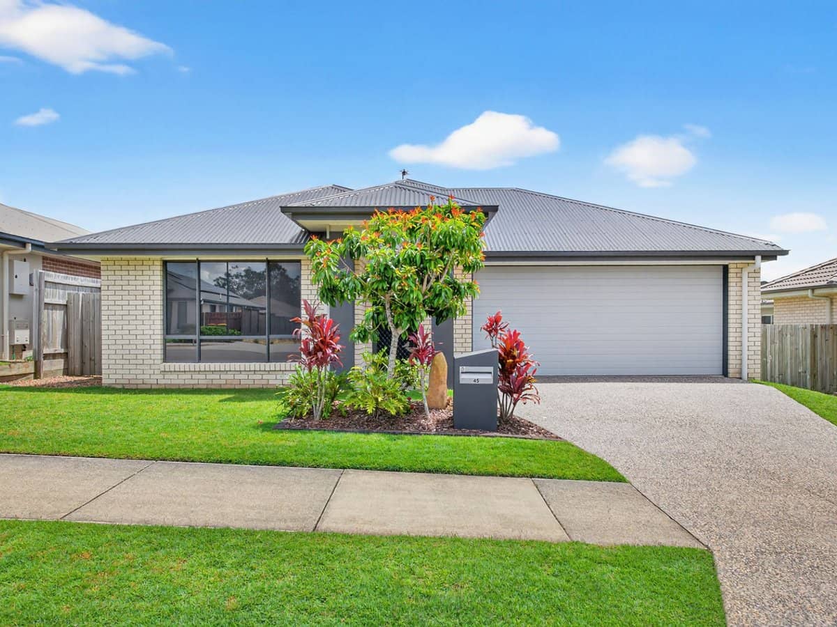 45 Trailblazer Drive, FLAGSTONE - Thumbnail 1