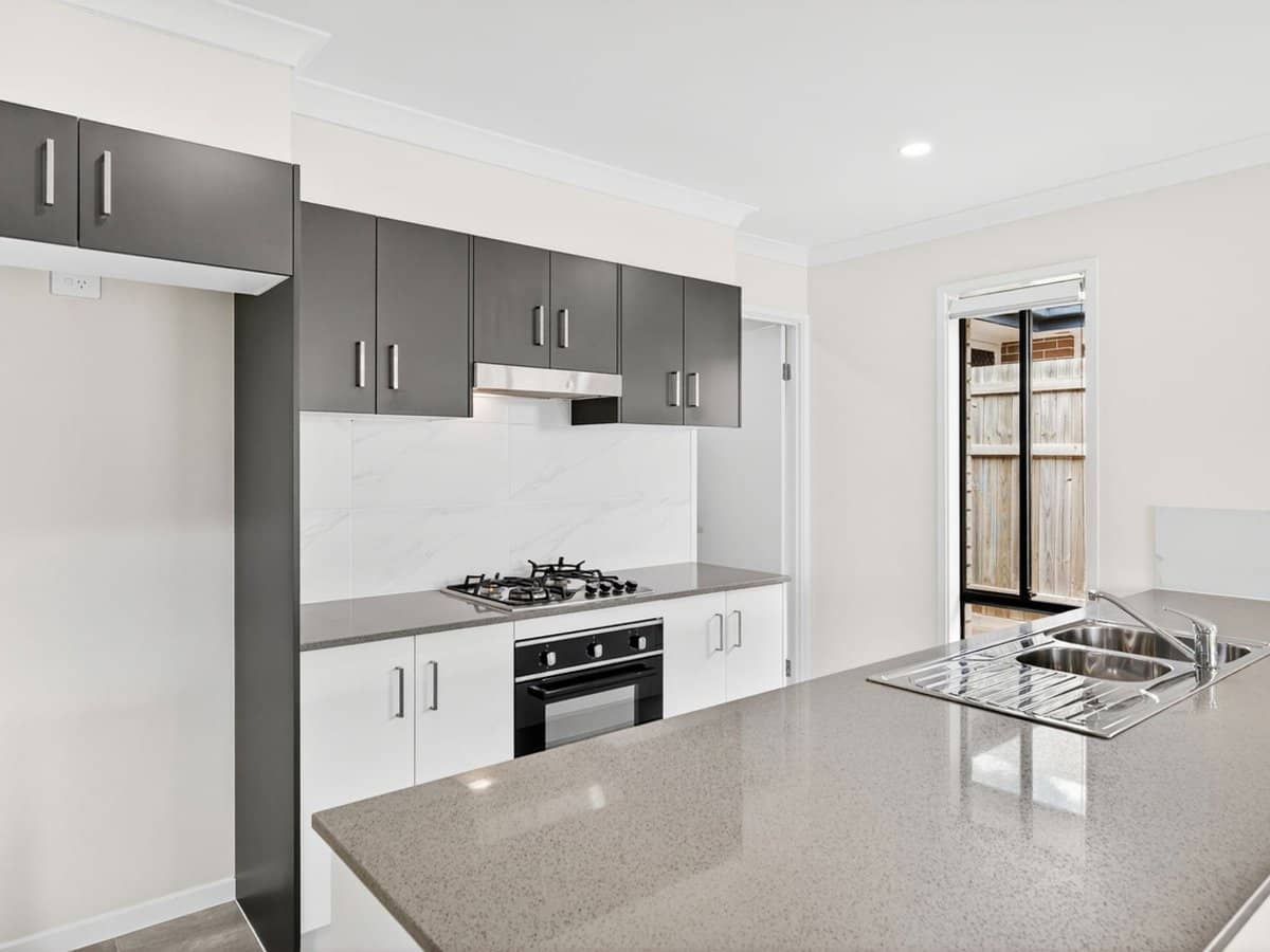 45 Trailblazer Drive, FLAGSTONE - Thumbnail 5