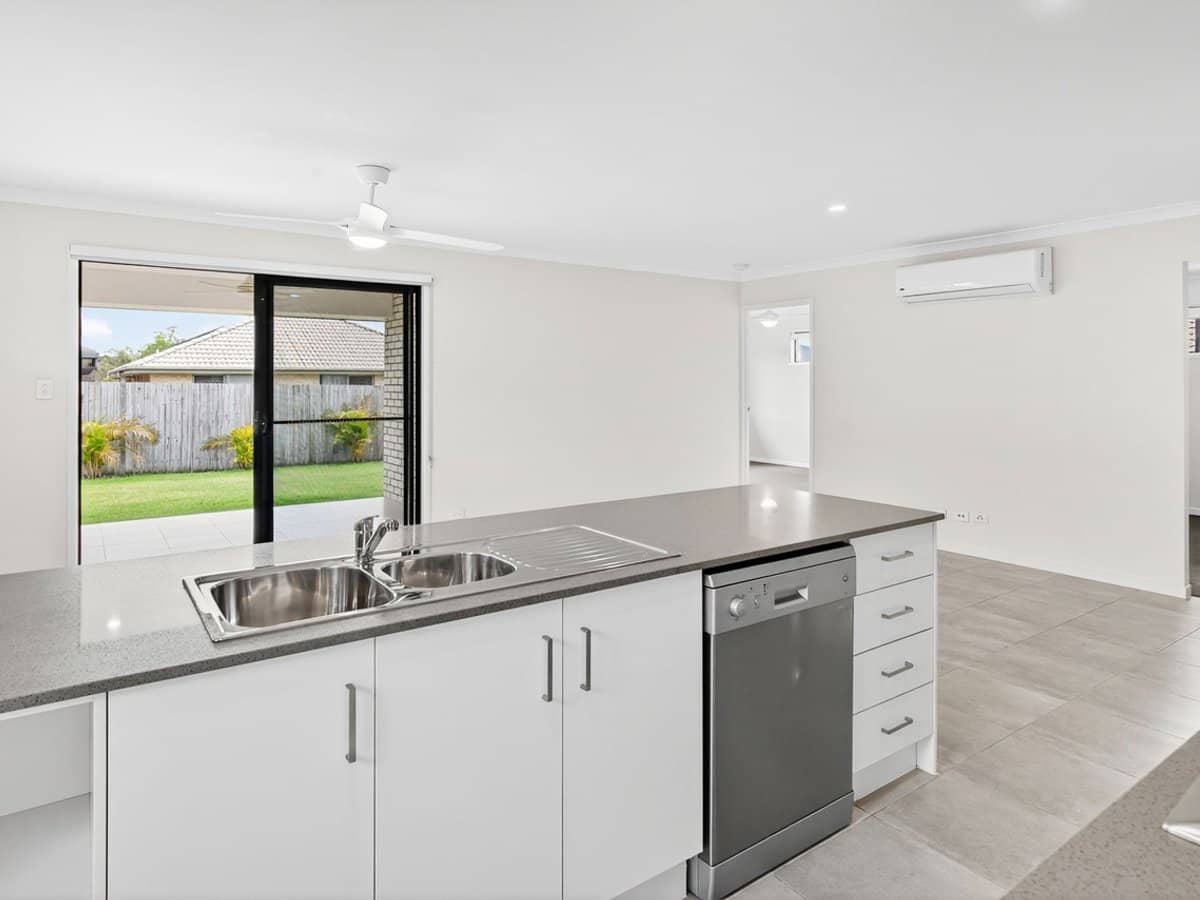 45 Trailblazer Drive, FLAGSTONE - Thumbnail 7