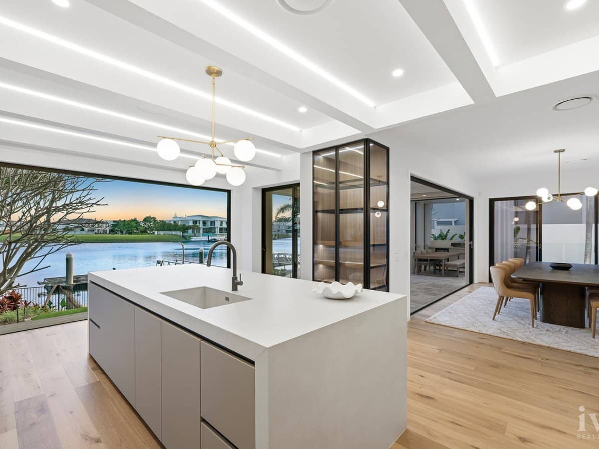 2062 The Circle, Sanctuary Cove - Thumbnail 9