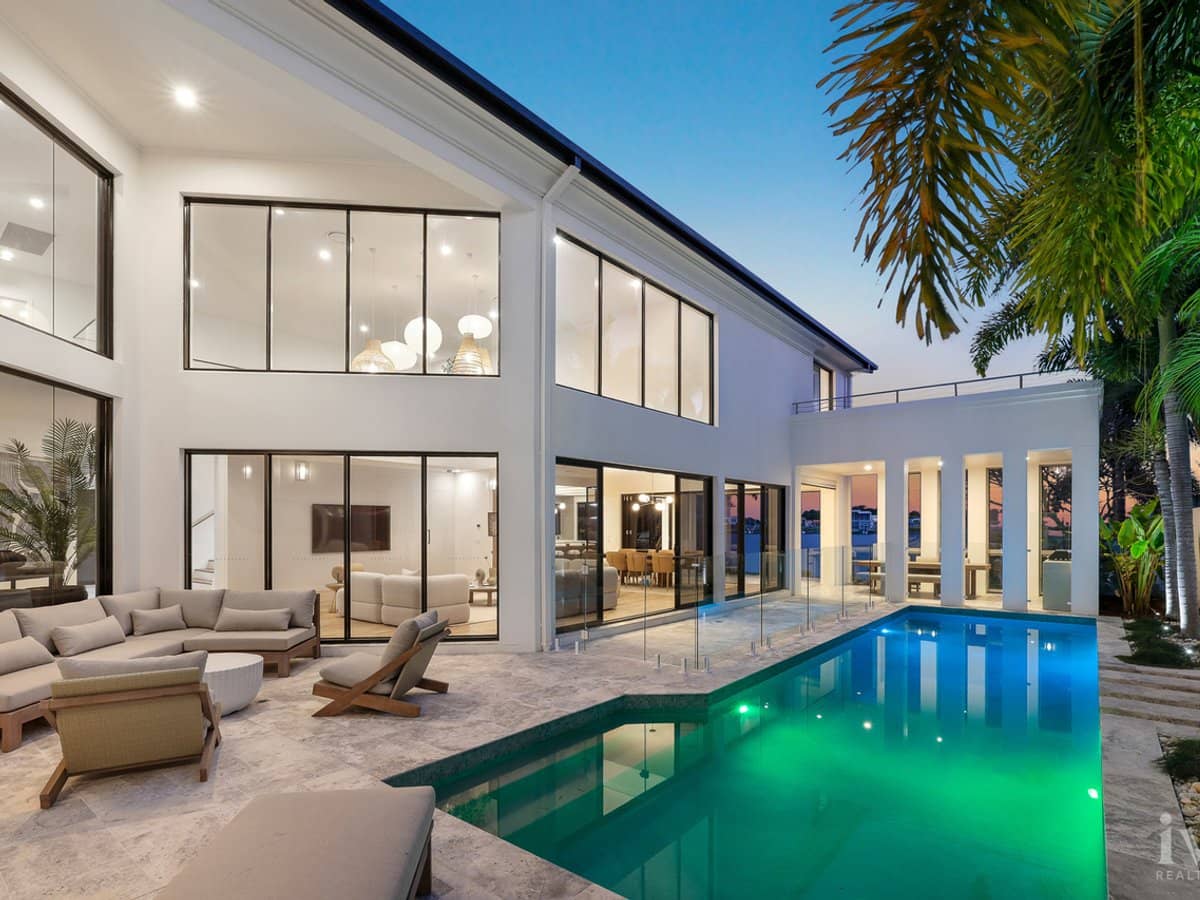 2062 The Circle, Sanctuary Cove - Thumbnail 13