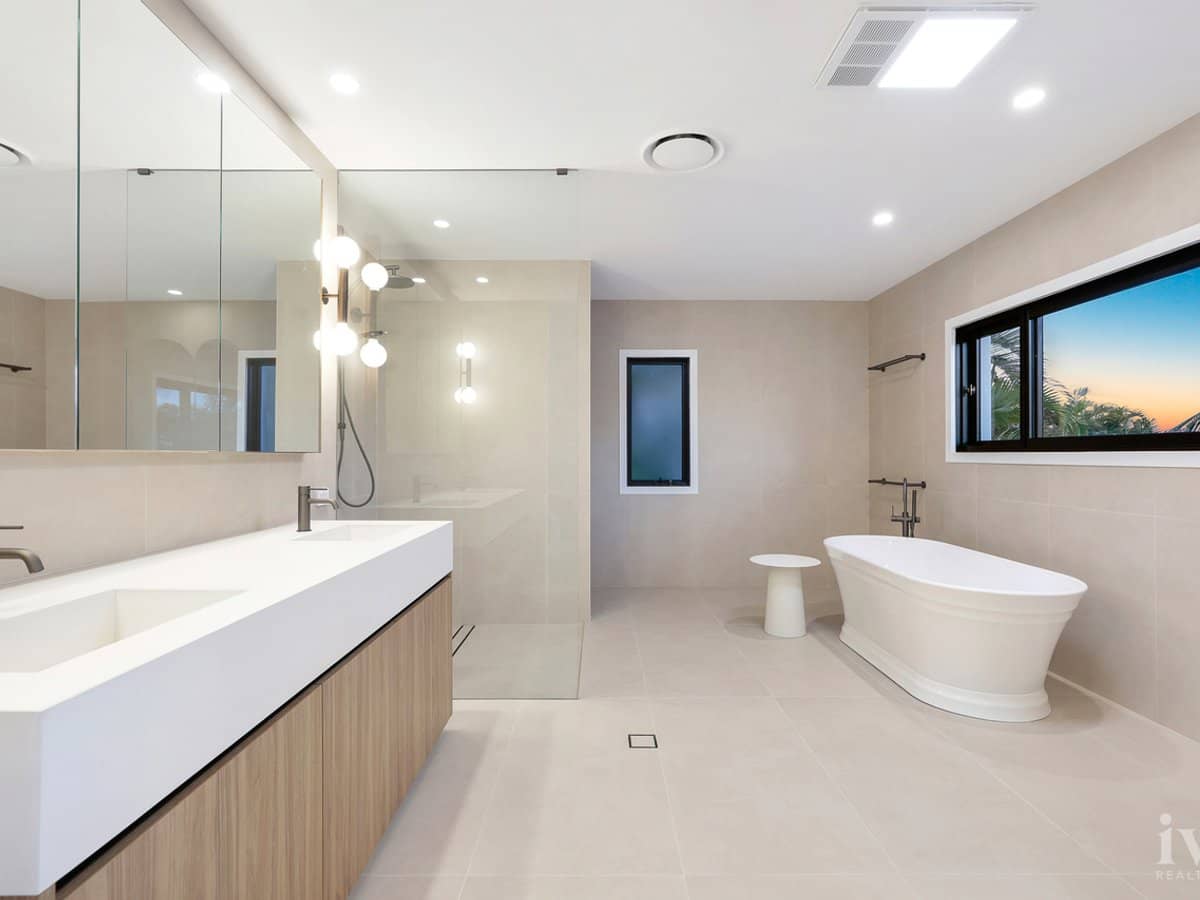 2062 The Circle, Sanctuary Cove - Thumbnail 21