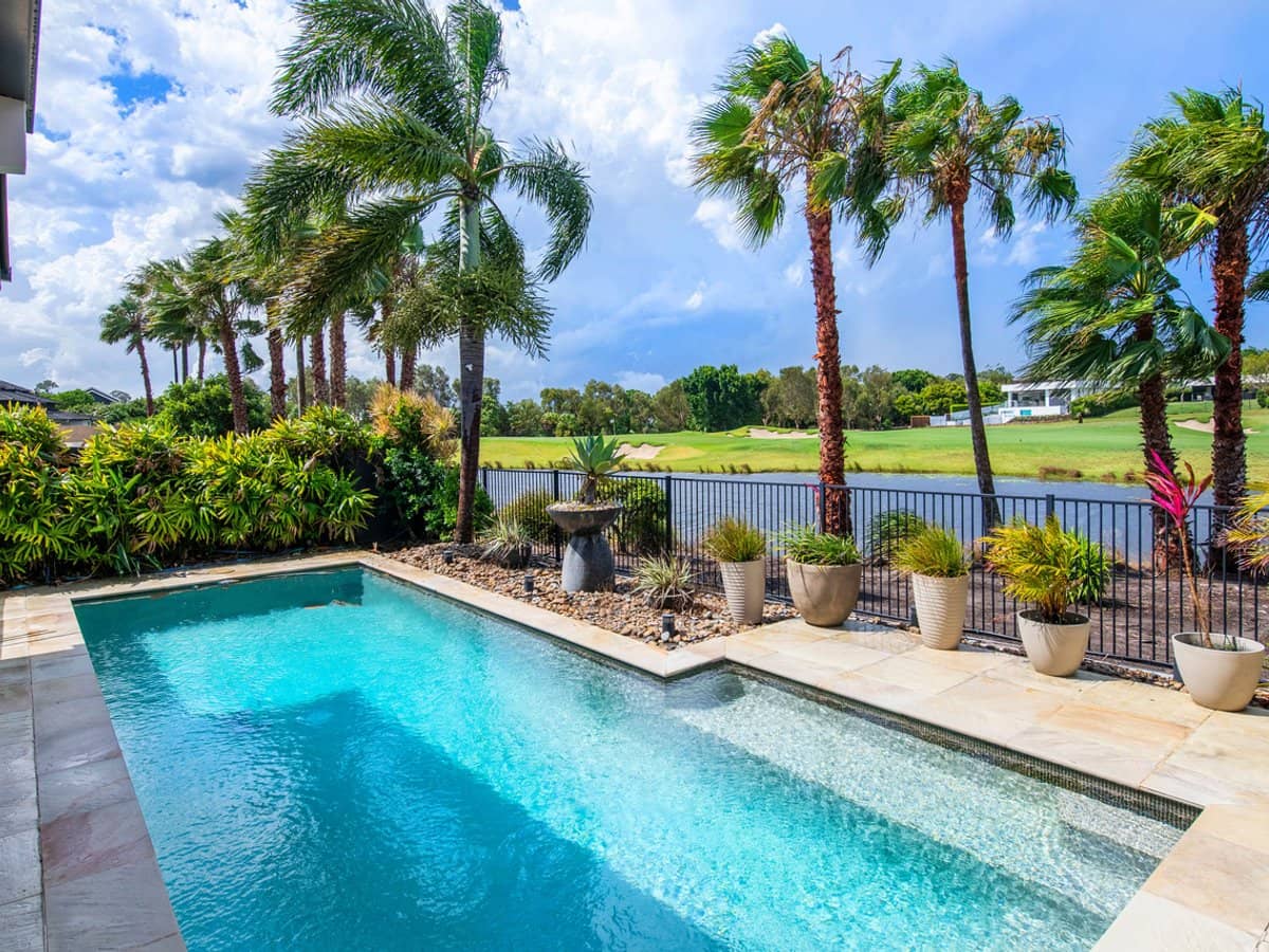 2279 Banksia Lakes Drive, Sanctuary Cove - Thumbnail 1