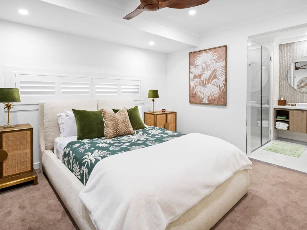 2279 Banksia Lakes Drive, Sanctuary Cove - Thumbnail 16