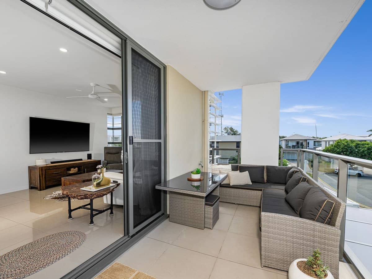 37 Sickle Avenue, Hope Island - Thumbnail 7