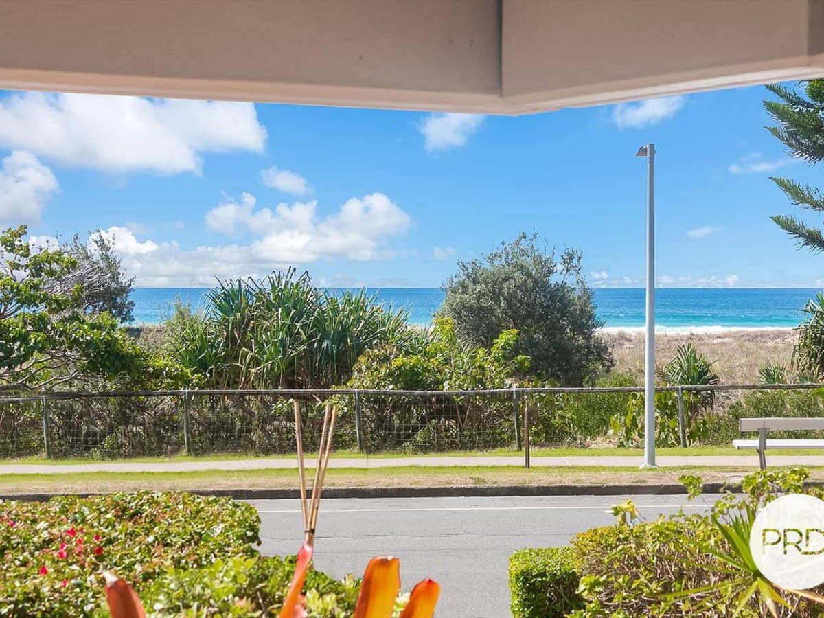 52 Pacific Parade, BILINGA - Thumbnail 1