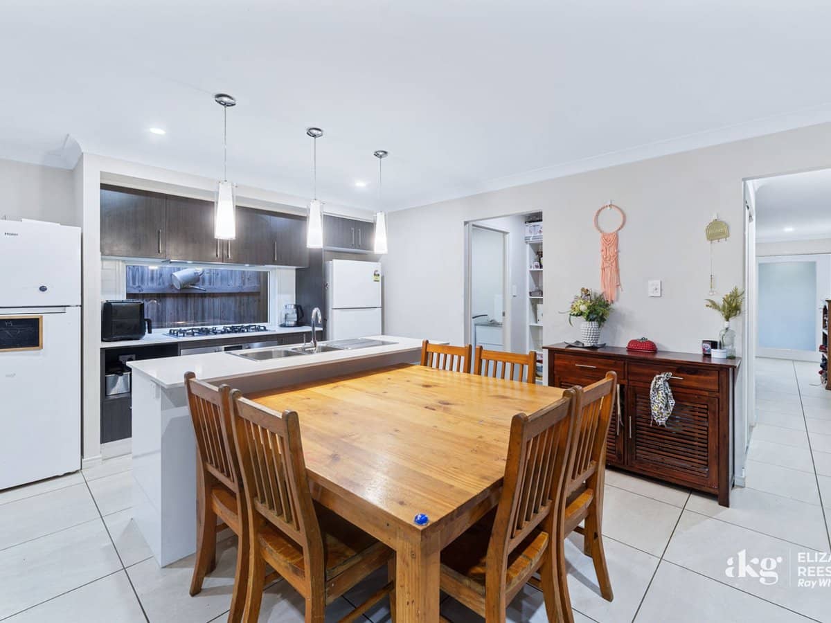 25 Jackson Place, Greenbank - Thumbnail 7