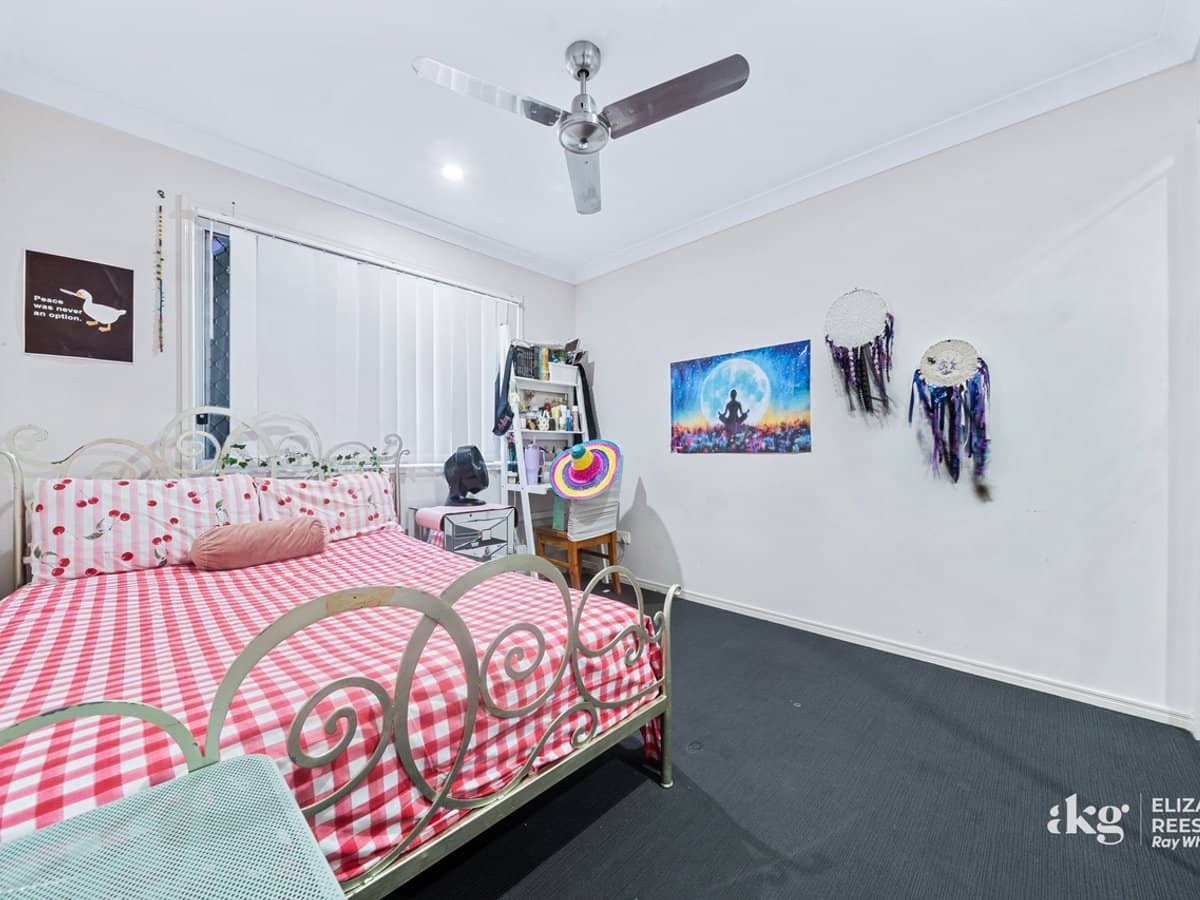 25 Jackson Place, Greenbank - Thumbnail 16