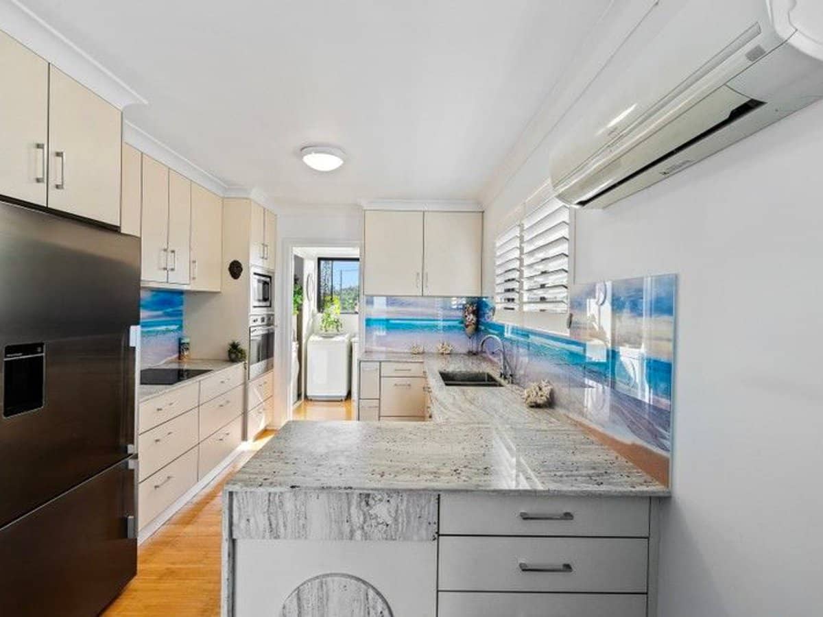 353 Golden Four Drive, TUGUN - Thumbnail 15