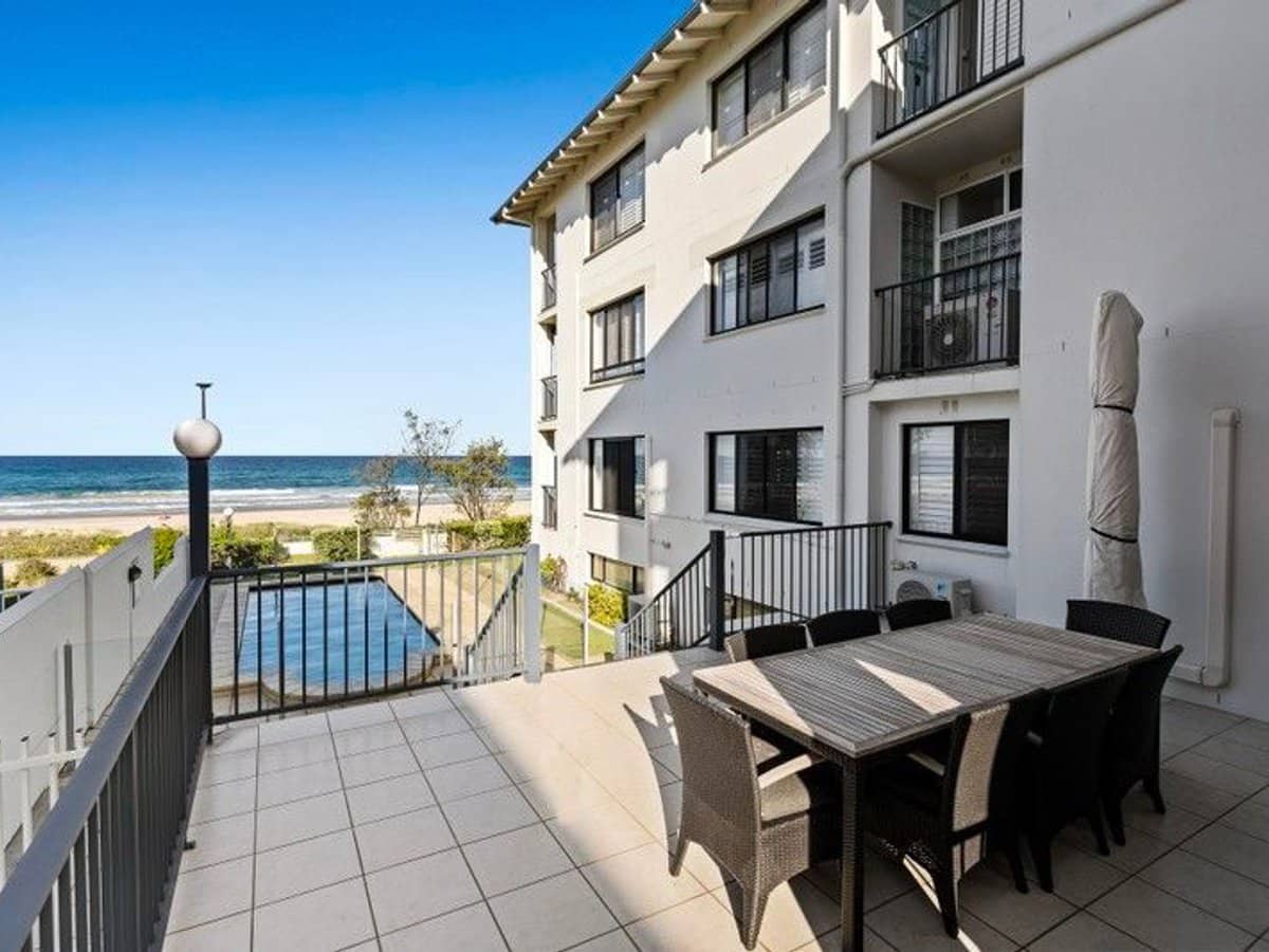 353 Golden Four Drive, TUGUN - Thumbnail 17