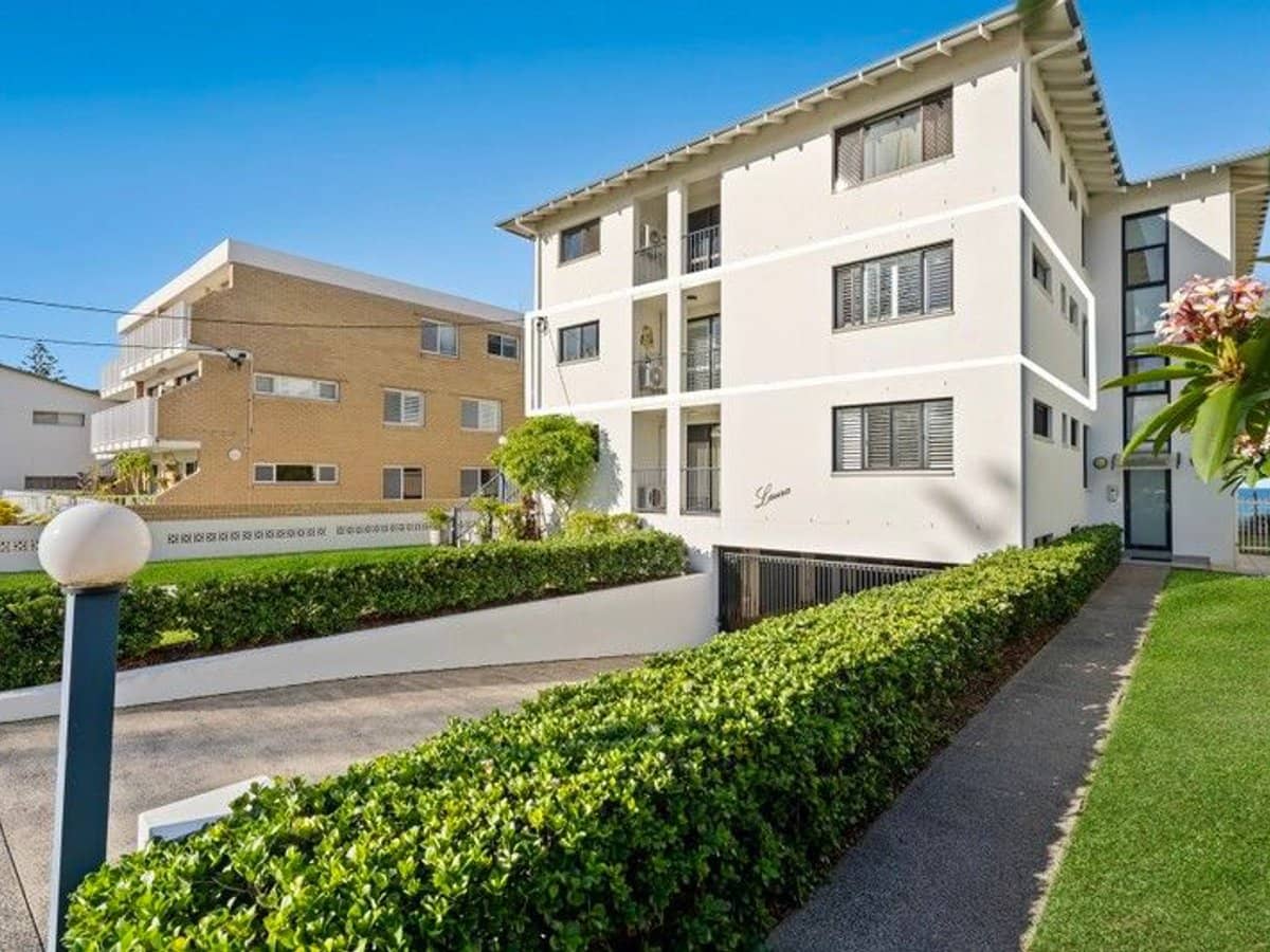 353 Golden Four Drive, TUGUN - Thumbnail 18