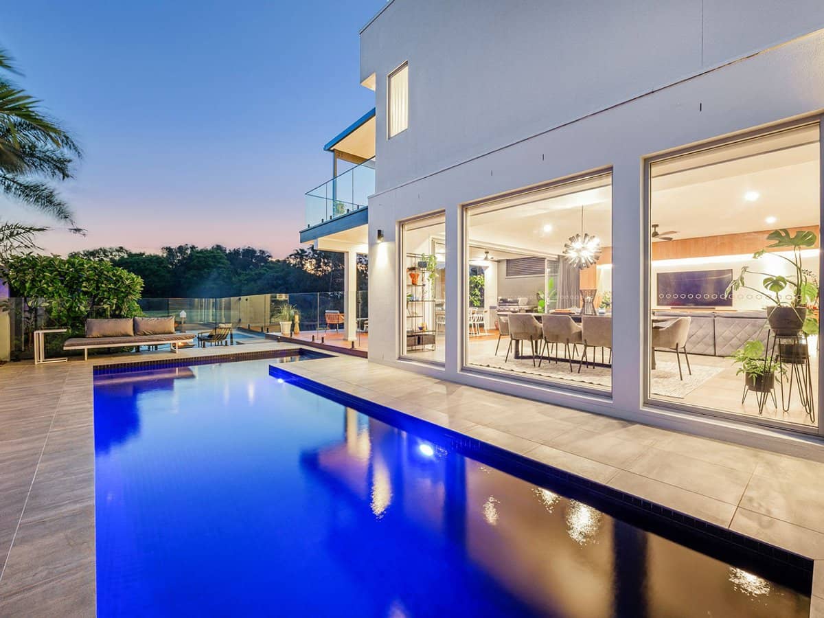 7621 Fairway Boulevard, Hope Island - Thumbnail 1