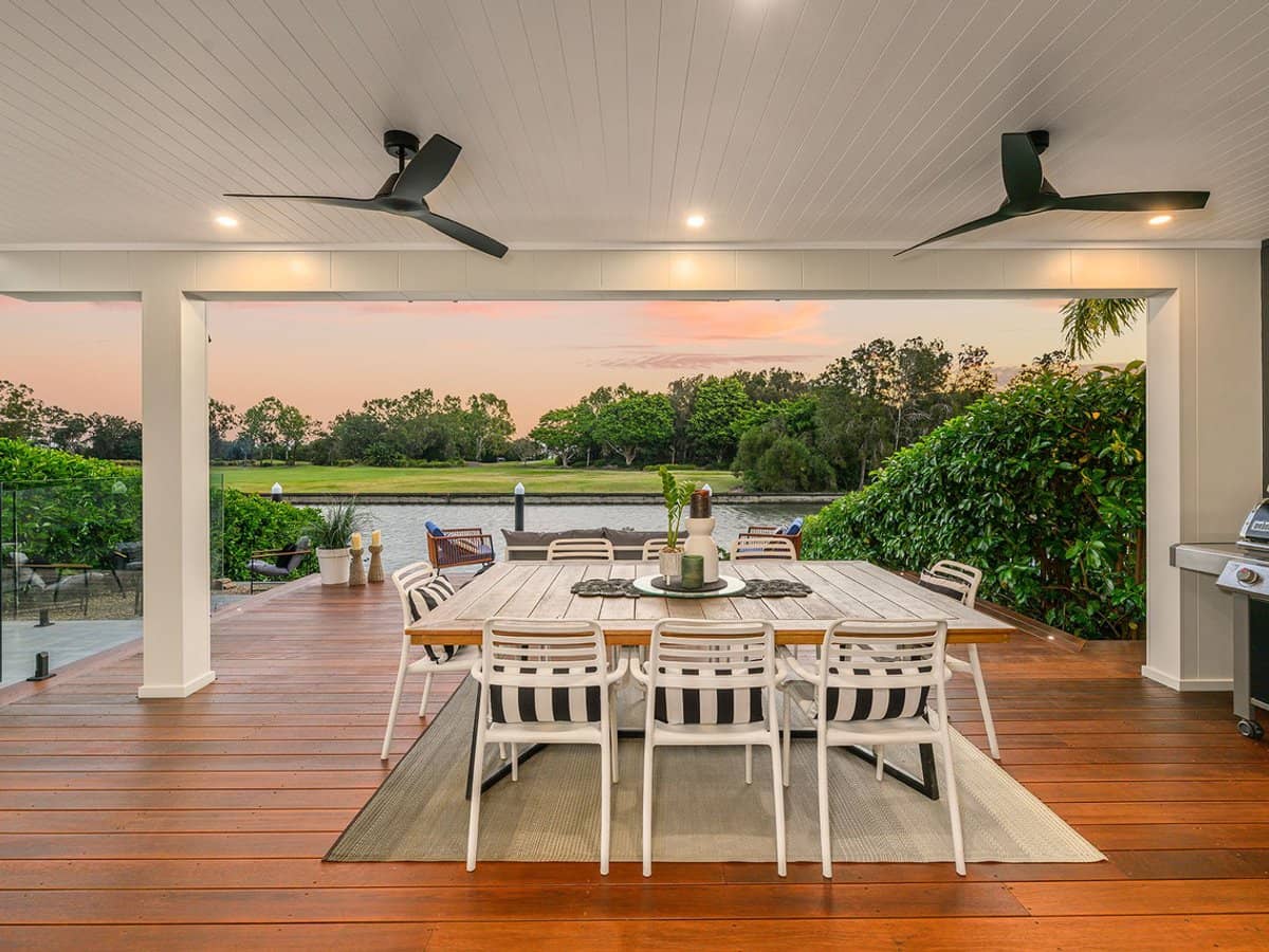 7621 Fairway Boulevard, Hope Island - Thumbnail 2