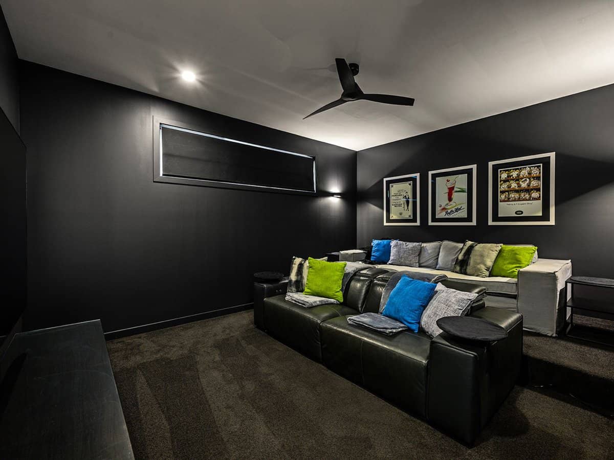 7621 Fairway Boulevard, Hope Island - Thumbnail 10