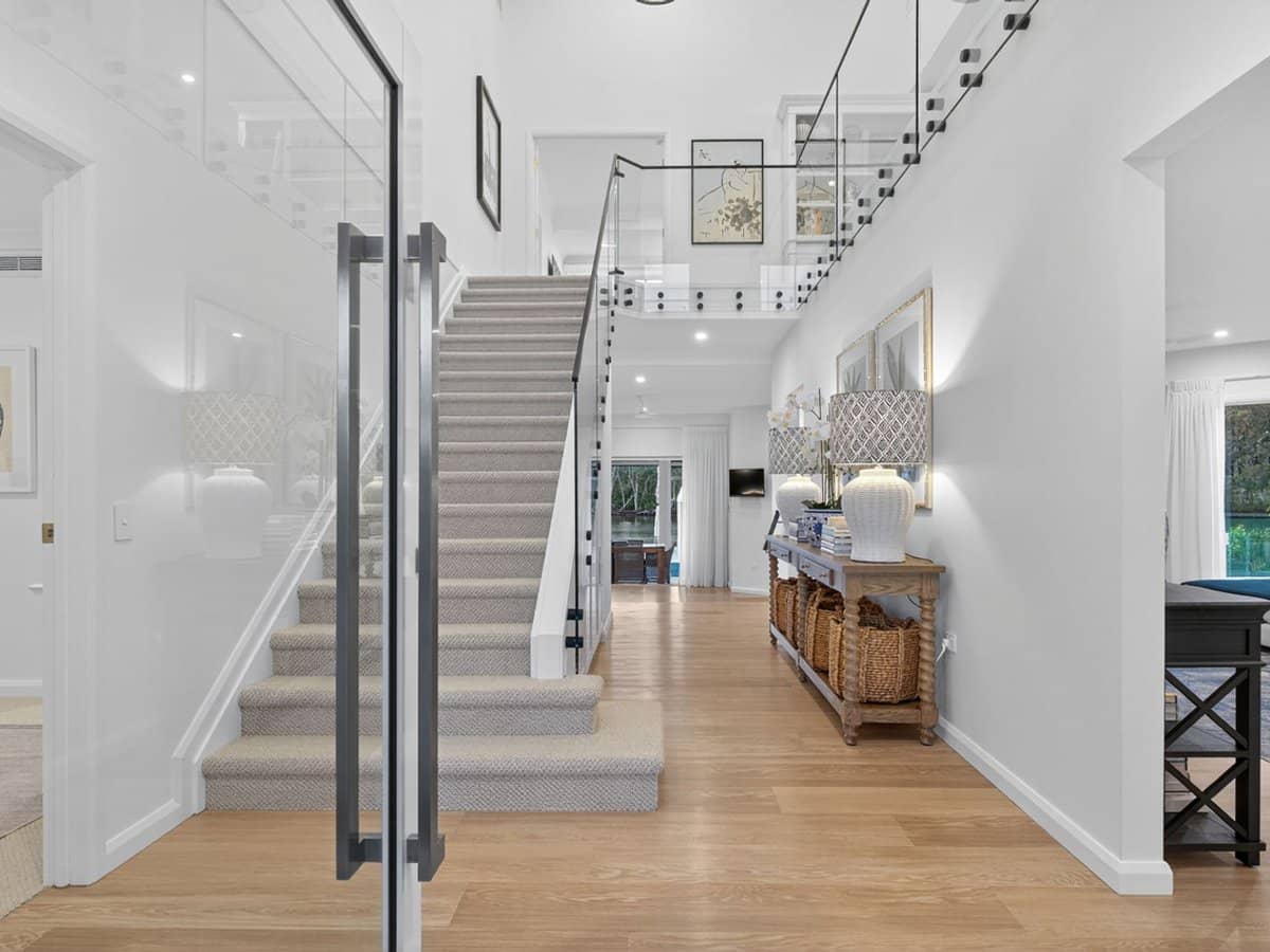 5308 Marine Drive North, Sanctuary Cove - Thumbnail 2