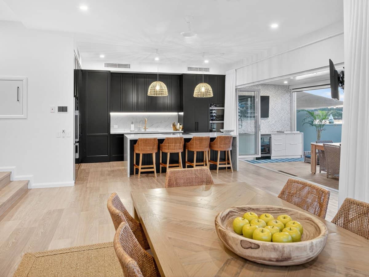 5308 Marine Drive North, Sanctuary Cove - Thumbnail 13