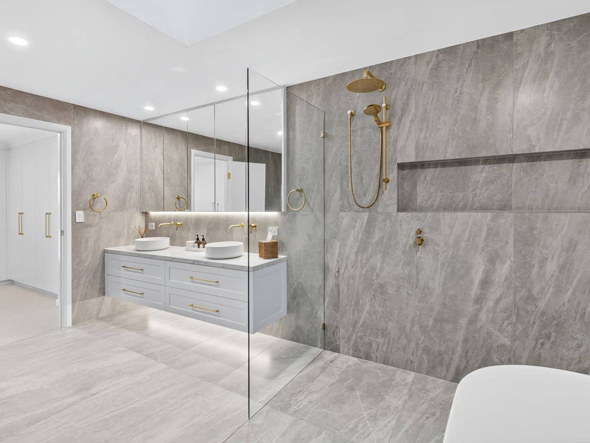 5308 Marine Drive North, Sanctuary Cove - Thumbnail 16