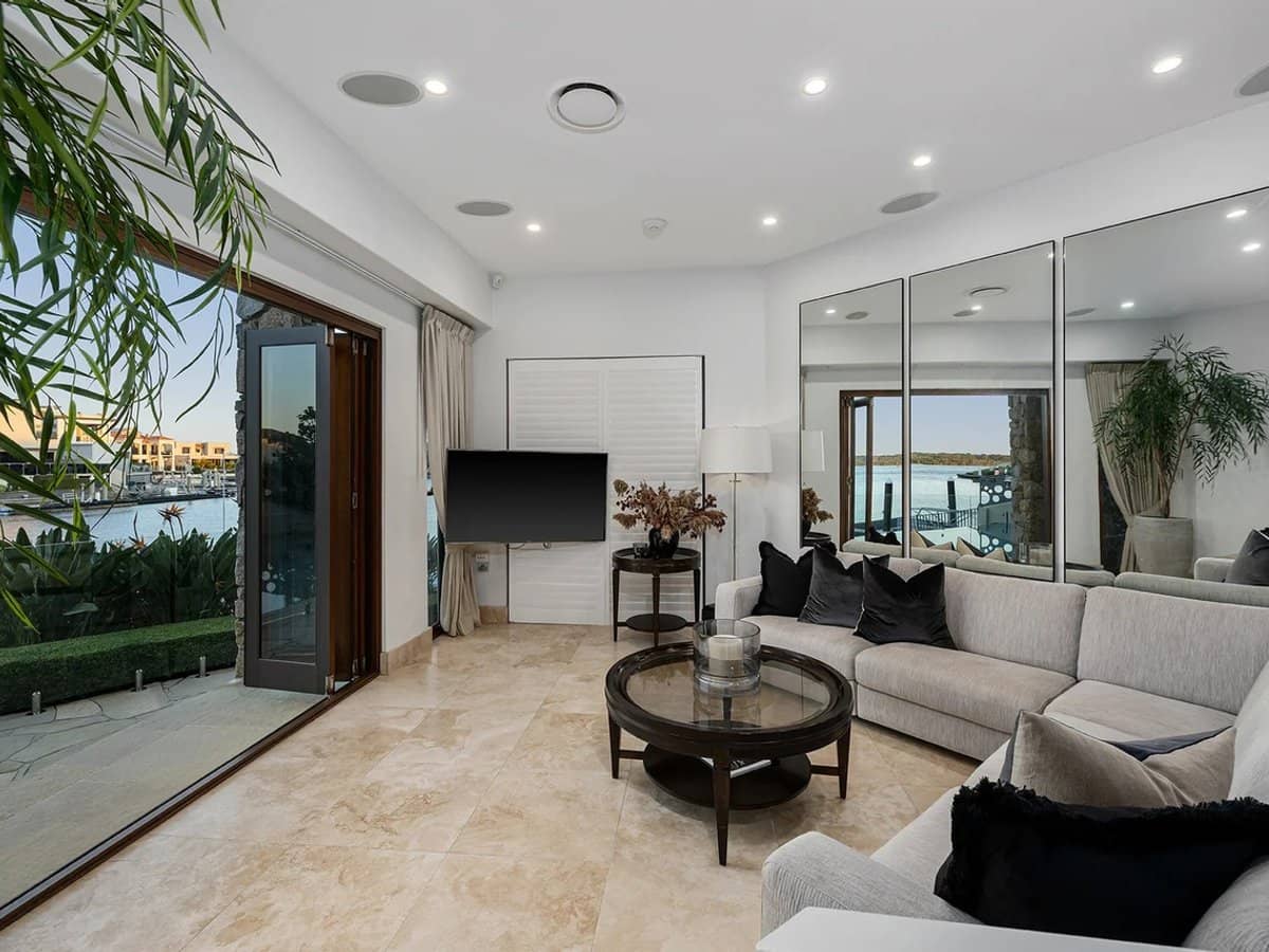 52 Royal Albert Crescent, Sovereign Islands - Thumbnail 14