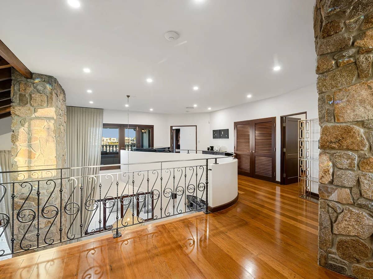 52 Royal Albert Crescent, Sovereign Islands - Thumbnail 20