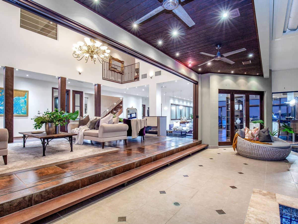 2056 The Circle, Sanctuary Cove - Thumbnail 4