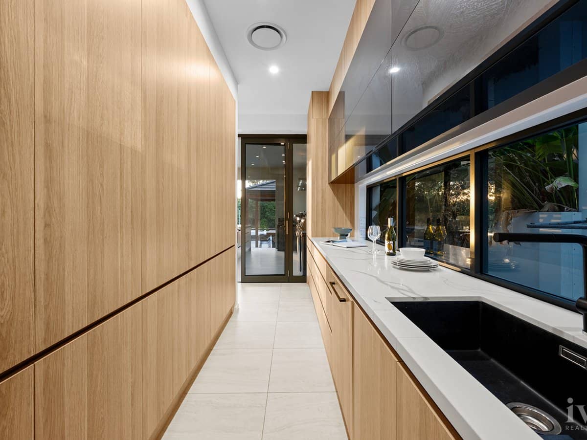 2515 Cressbrook Drive, Hope Island - Thumbnail 9