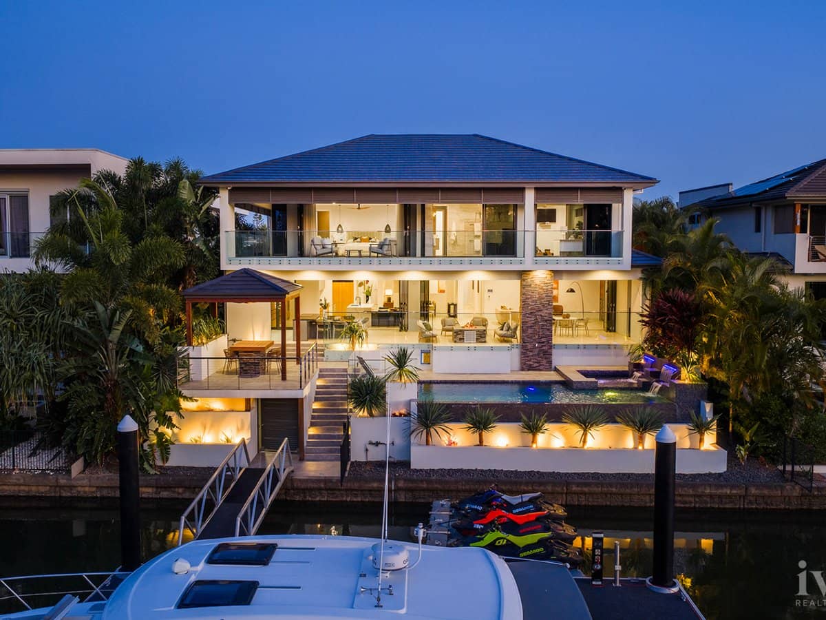 2515 Cressbrook Drive, Hope Island - Thumbnail 2