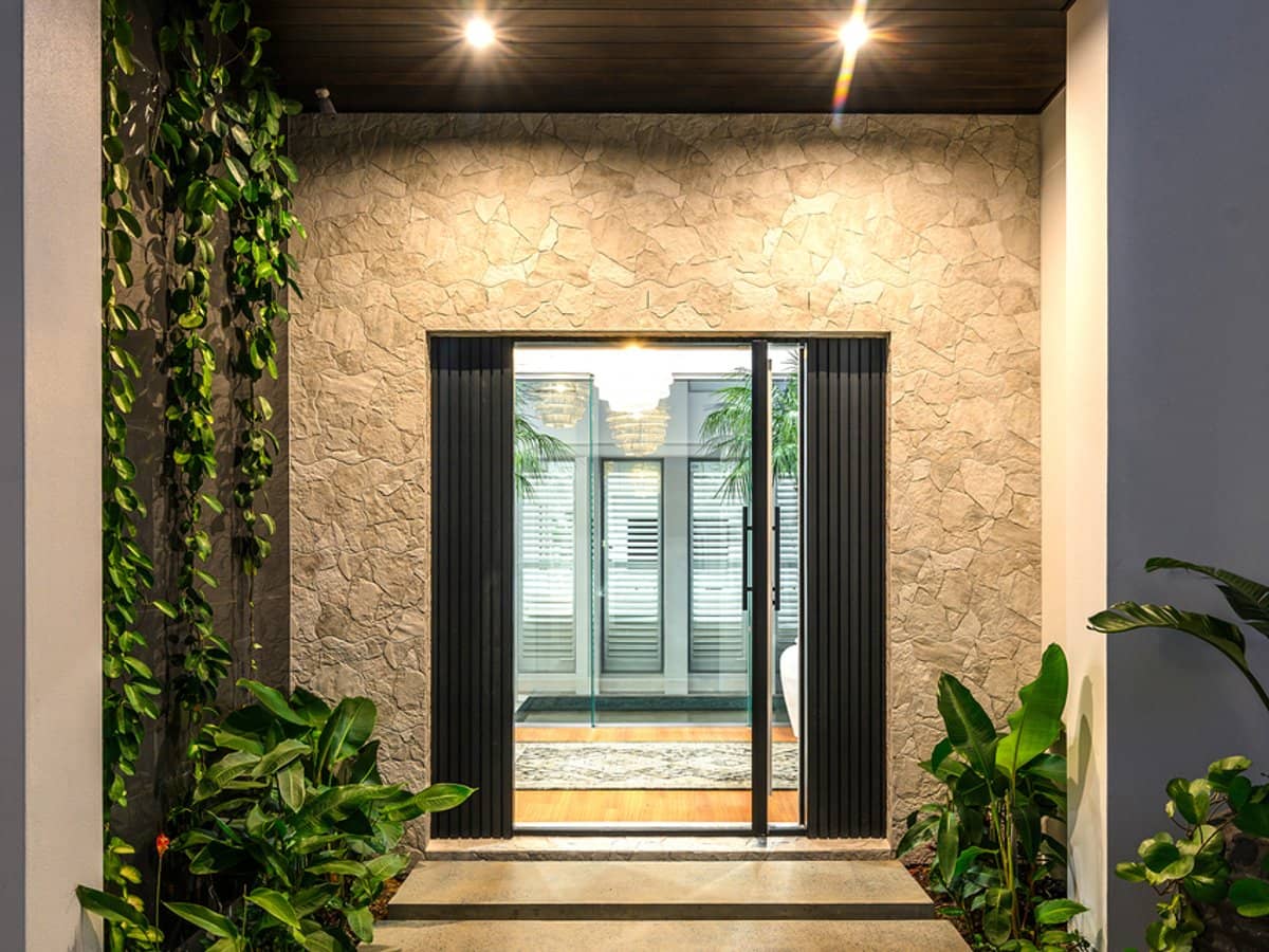 2342 Cressbrook Drive, Hope Island - Thumbnail 5