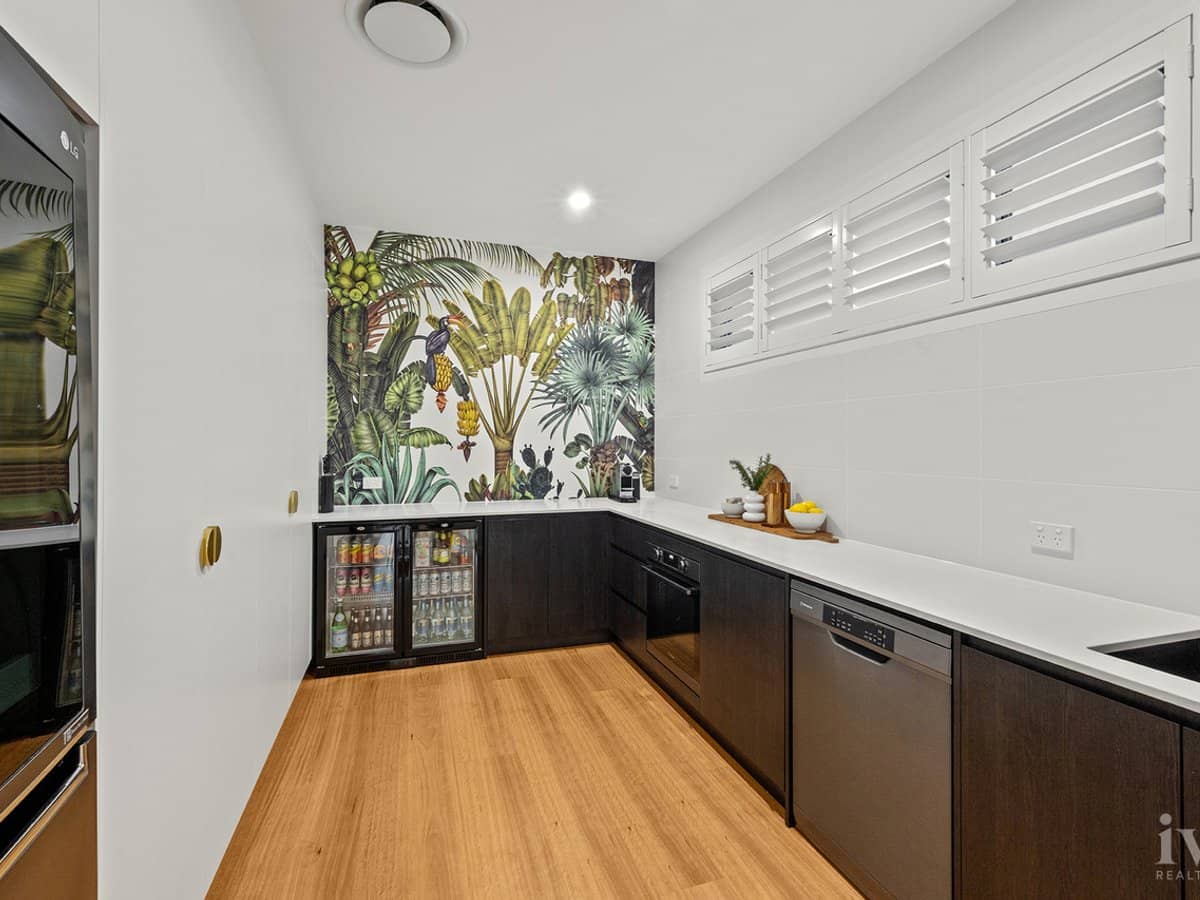 2342 Cressbrook Drive, Hope Island - Thumbnail 13