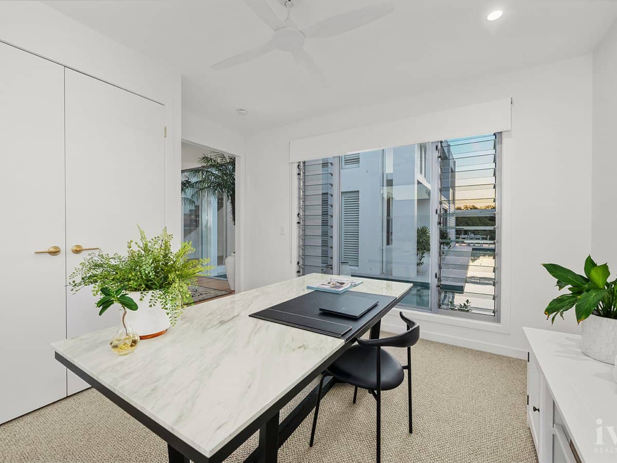 2342 Cressbrook Drive, Hope Island - Thumbnail 25