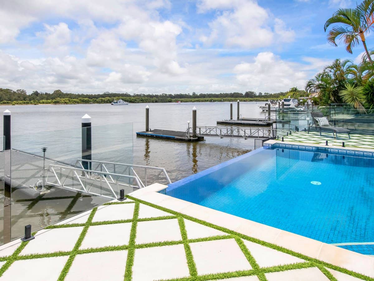 5256 Marine Drive North, Sanctuary Cove - Thumbnail 2