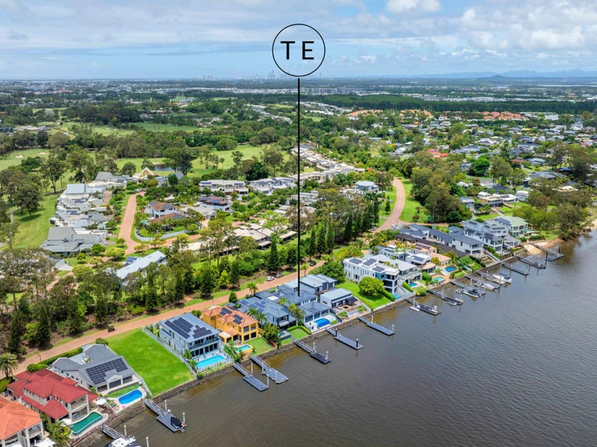 5256 Marine Drive North, Sanctuary Cove - Thumbnail 22