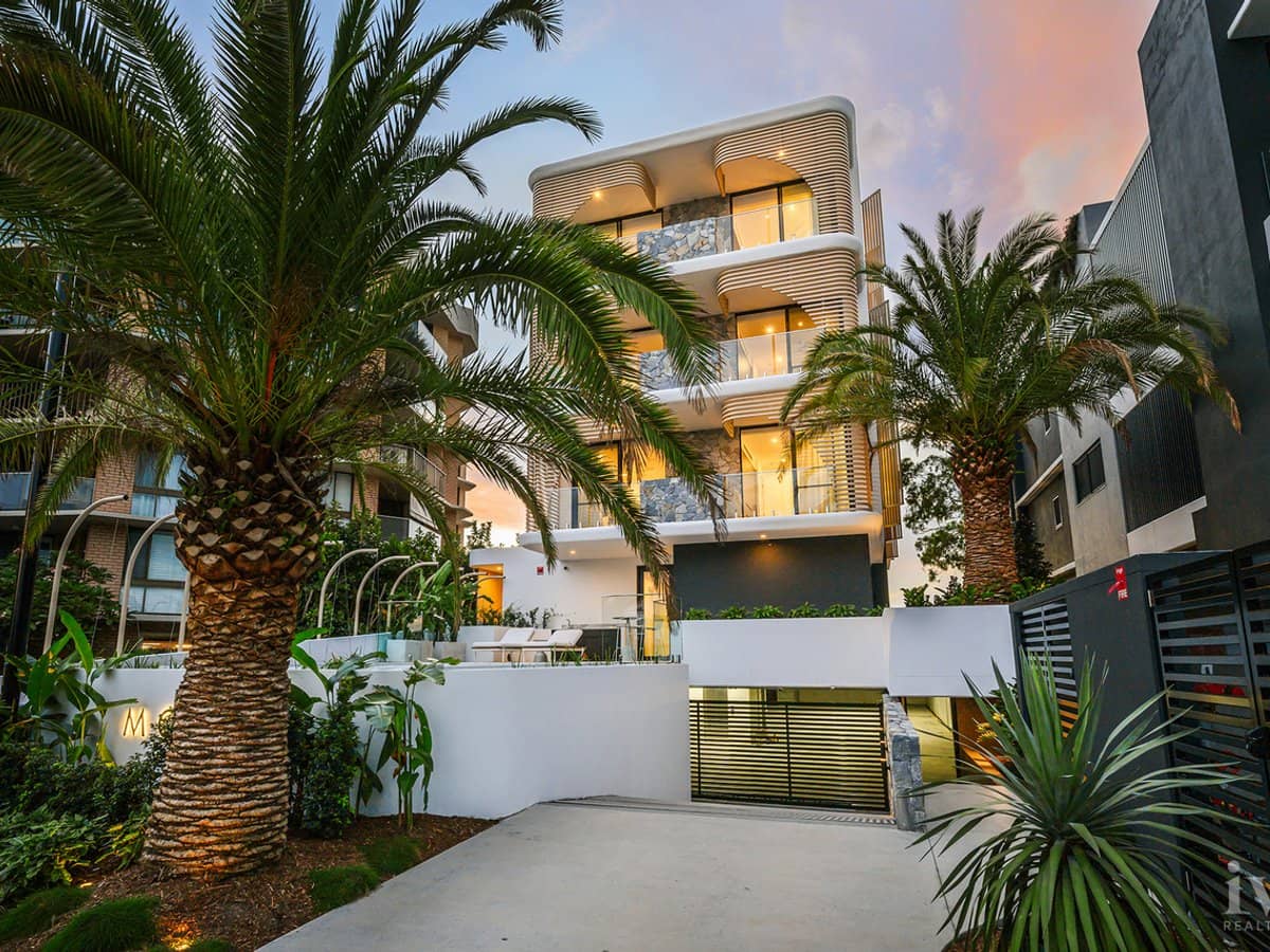 2/4 Paradise Parade, Paradise Point - Thumbnail 3