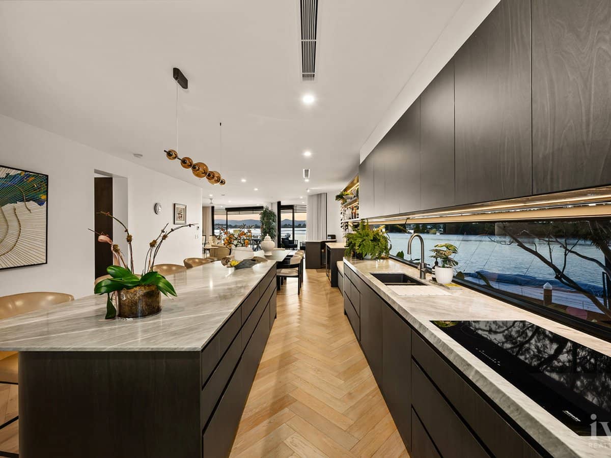 2/4 Paradise Parade, Paradise Point - Thumbnail 5