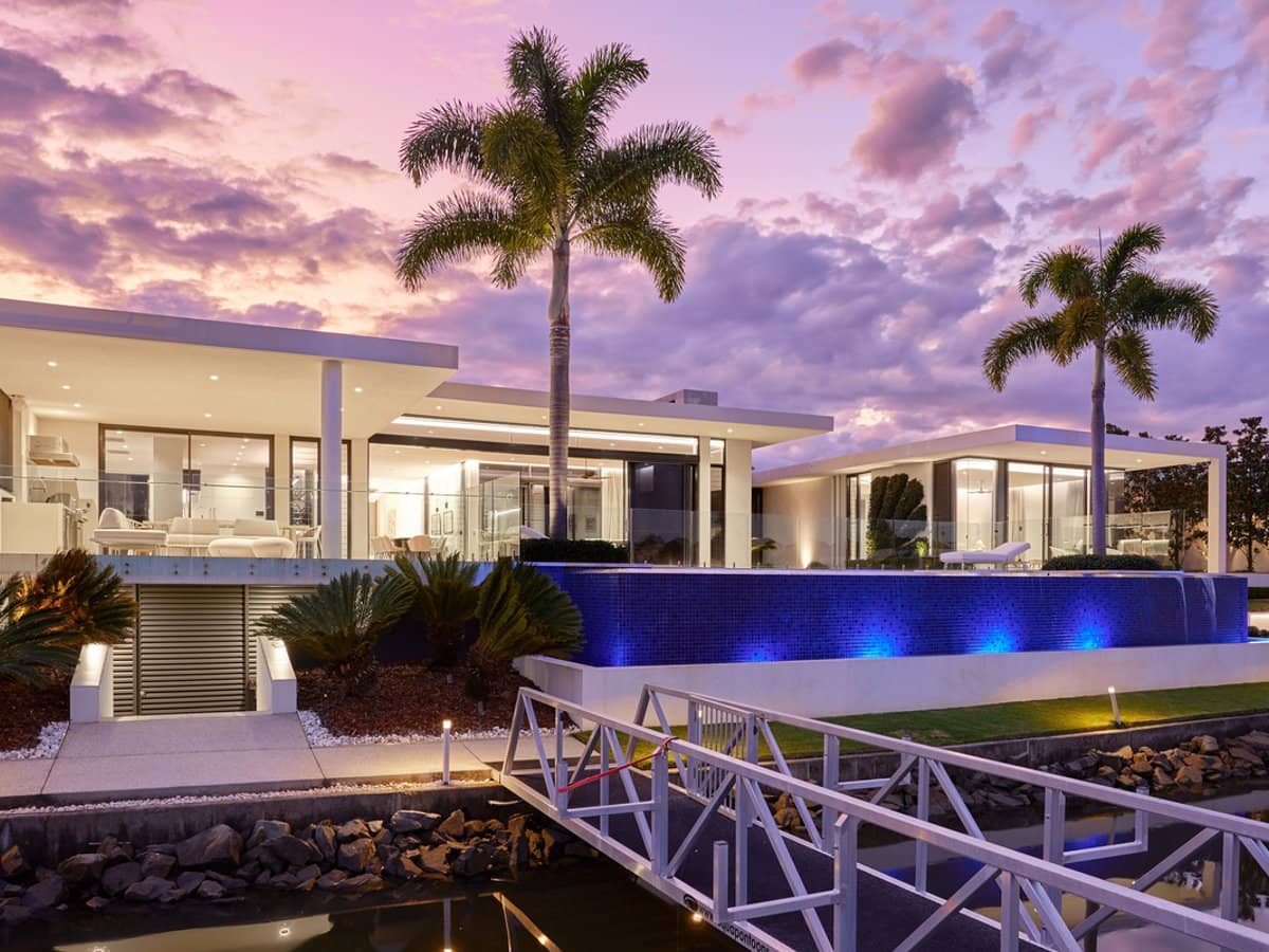 5719 Anchorage Terrace, Sanctuary Cove - Thumbnail 1