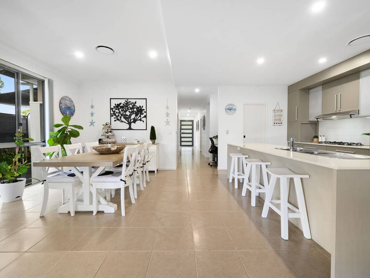 11 Picnic Creek Drive, Coomera - Thumbnail 8