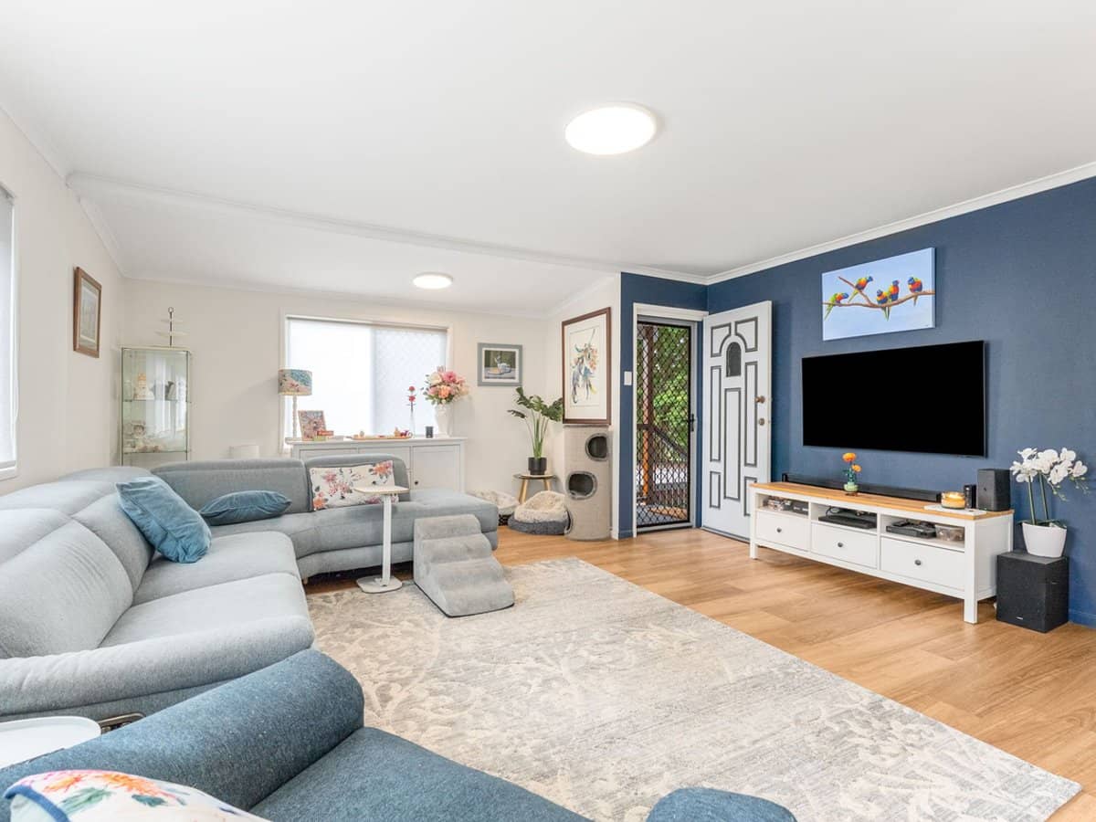 65 Dennis Road, Springwood - Thumbnail 4