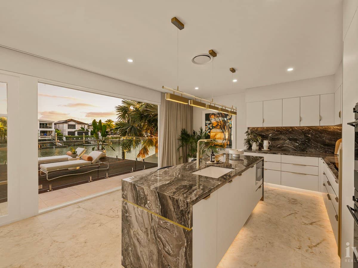 8030 Key Waters, Sanctuary Cove - Thumbnail 7