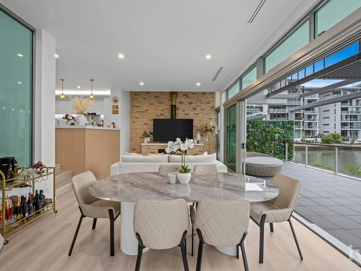 8103/2 Ephraim Island Parade, Paradise Point - Thumbnail 9