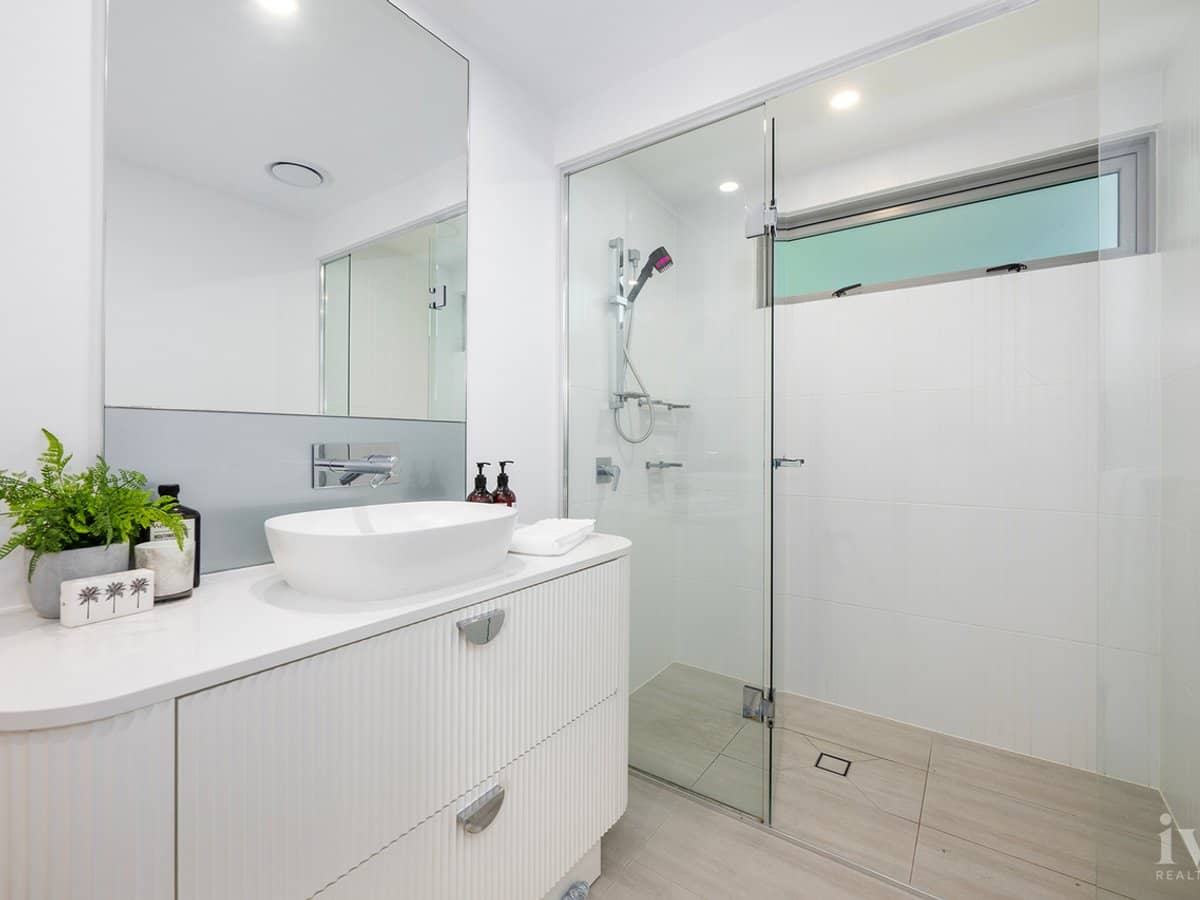 8103/2 Ephraim Island Parade, Paradise Point - Thumbnail 21