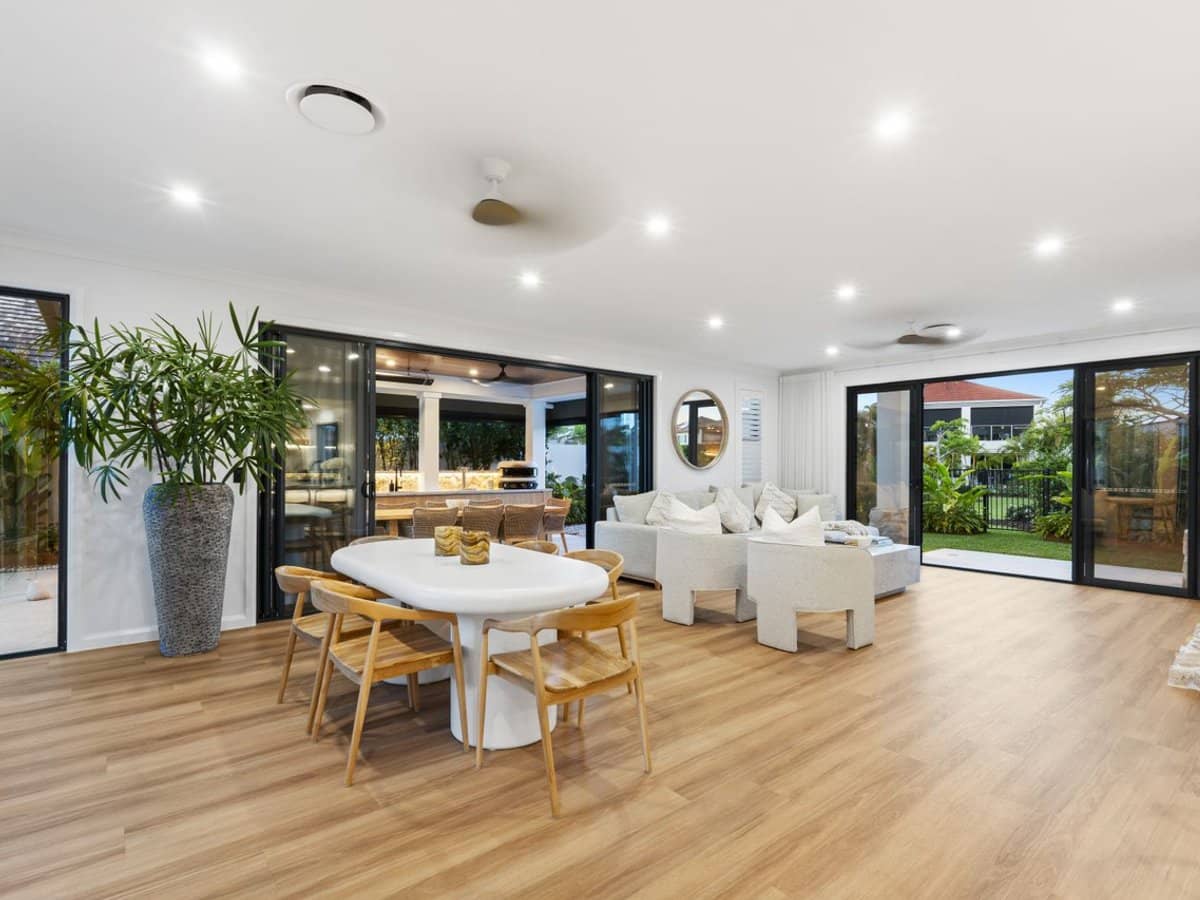 2566 Cressbrook Drive, Hope Island - Thumbnail 8