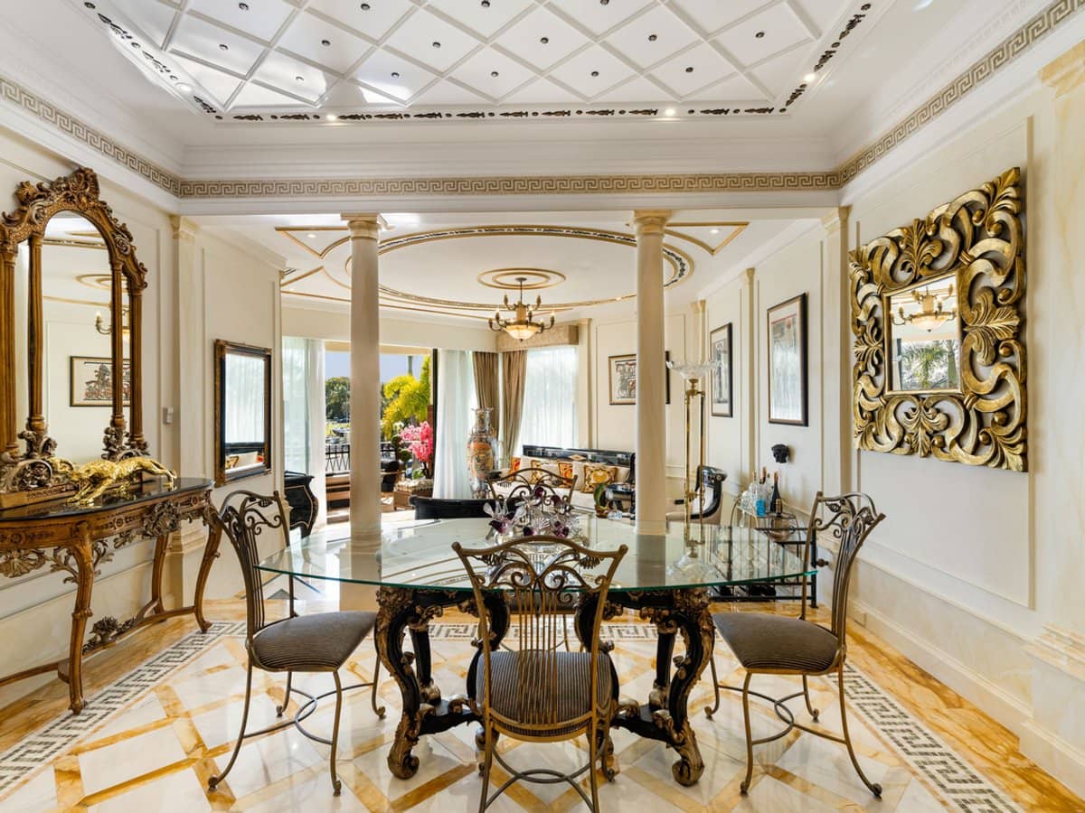 94 Seaworld Drive, Main Beach - Thumbnail 3