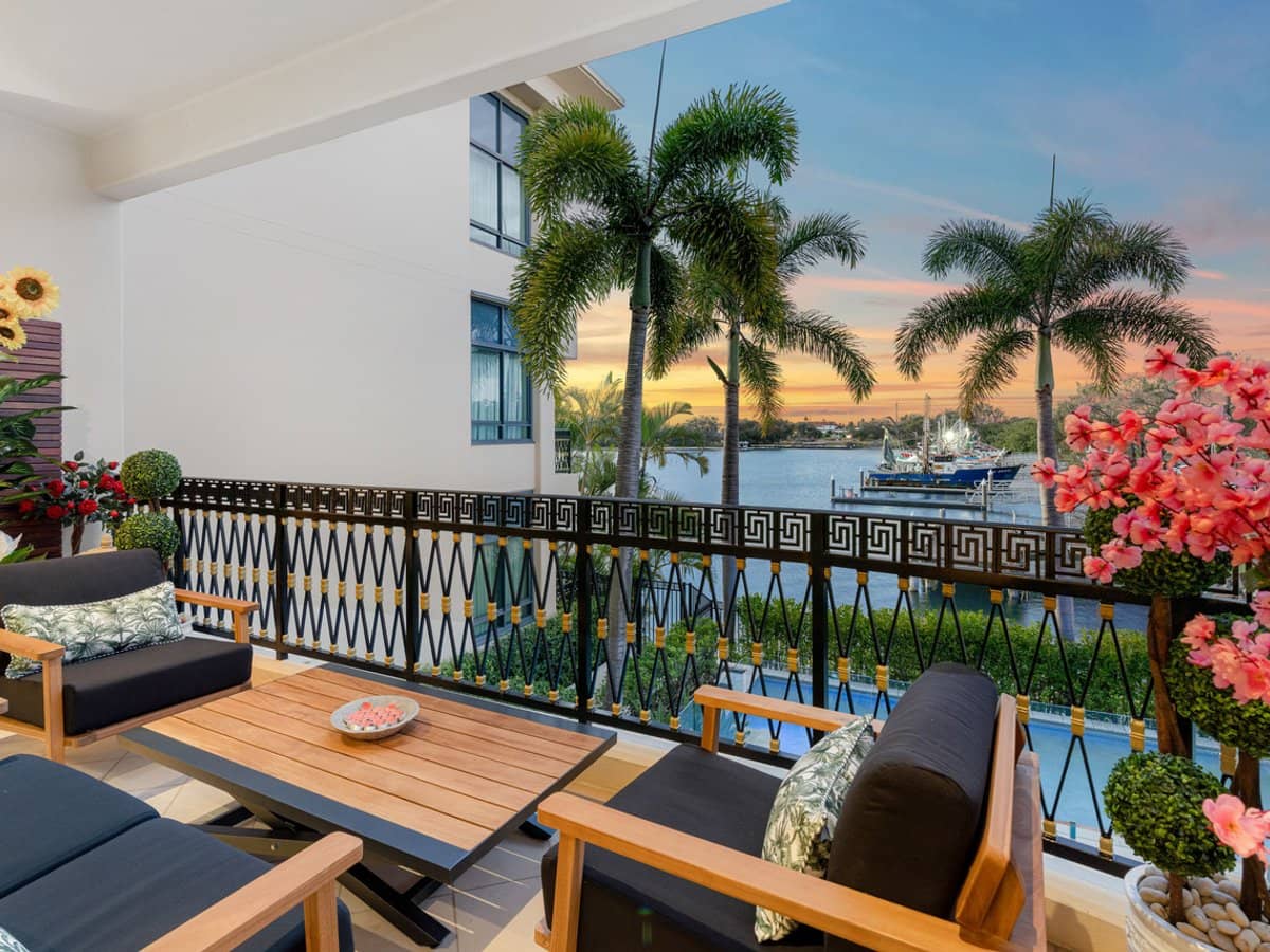 94 Seaworld Drive, Main Beach - Thumbnail 18