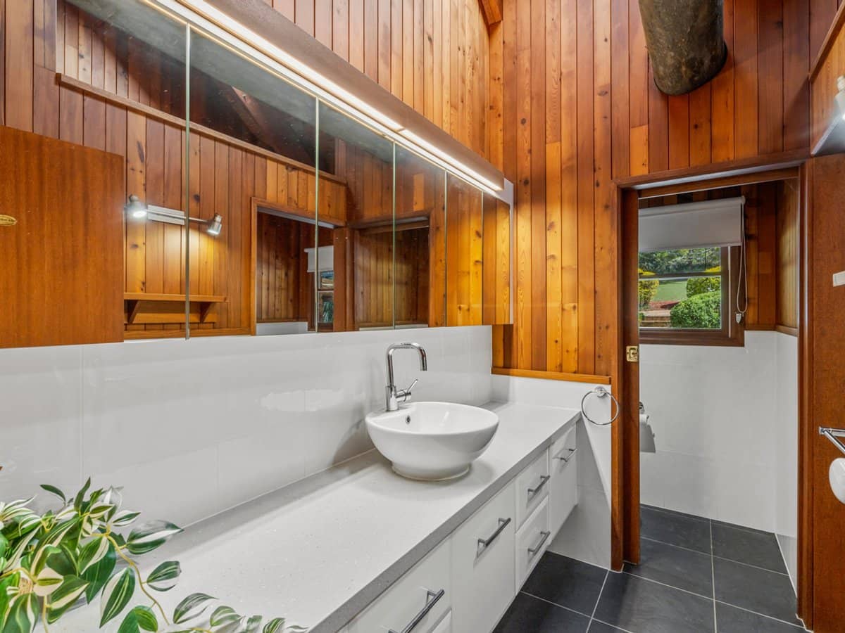 32 Tangara Road, Advancetown - Thumbnail 23