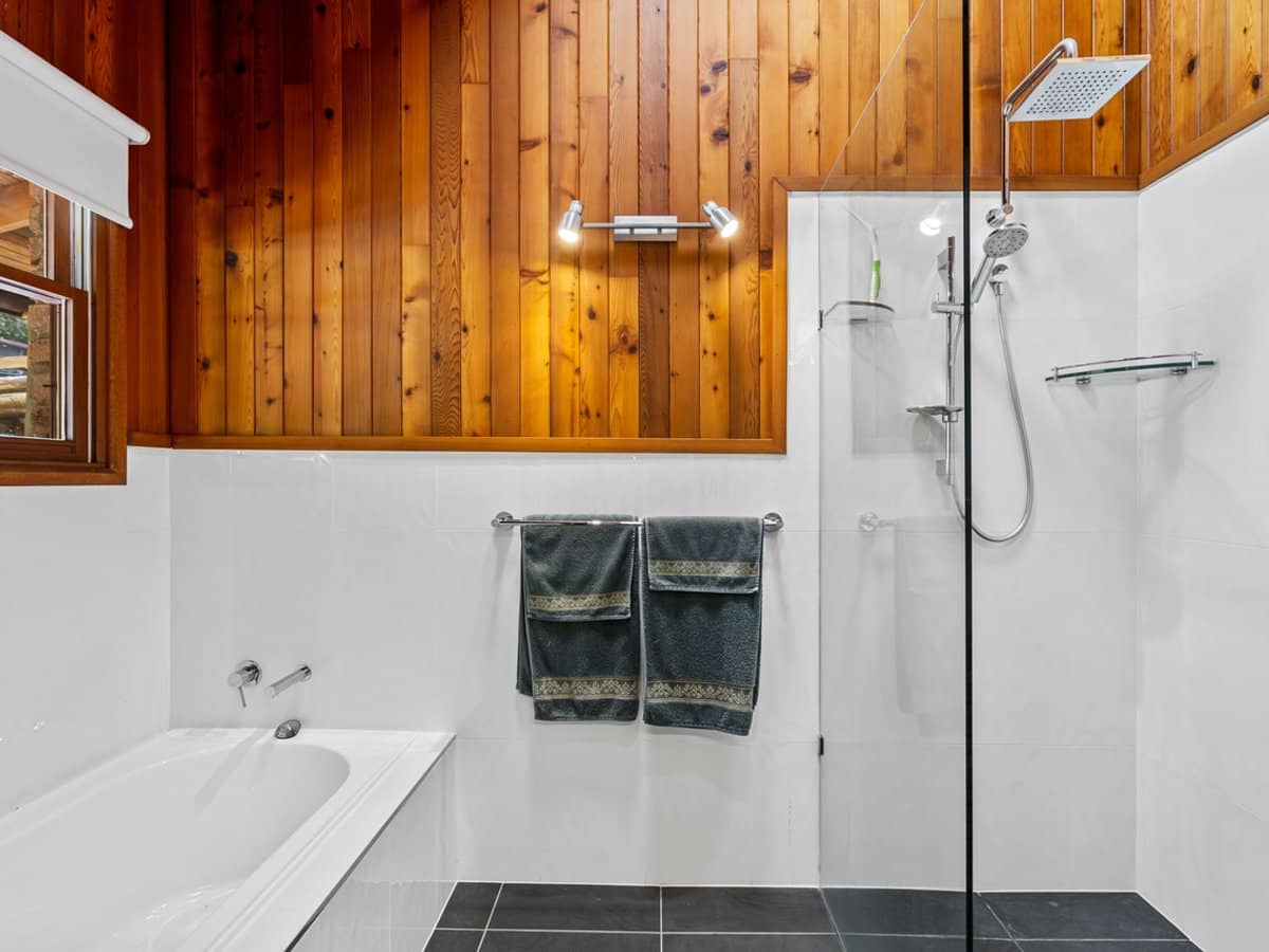 32 Tangara Road, Advancetown - Thumbnail 24