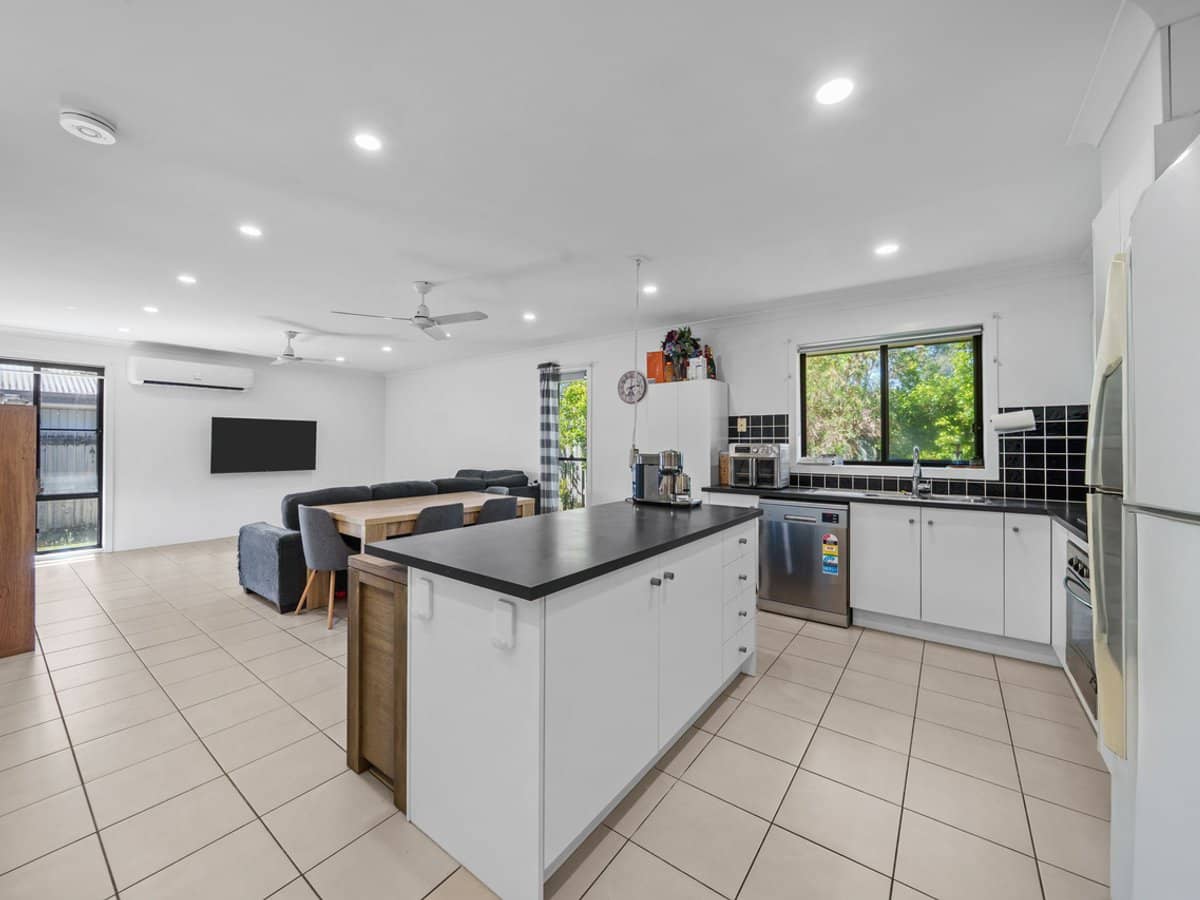 24 Moonie Drive, Coomera - Thumbnail 6