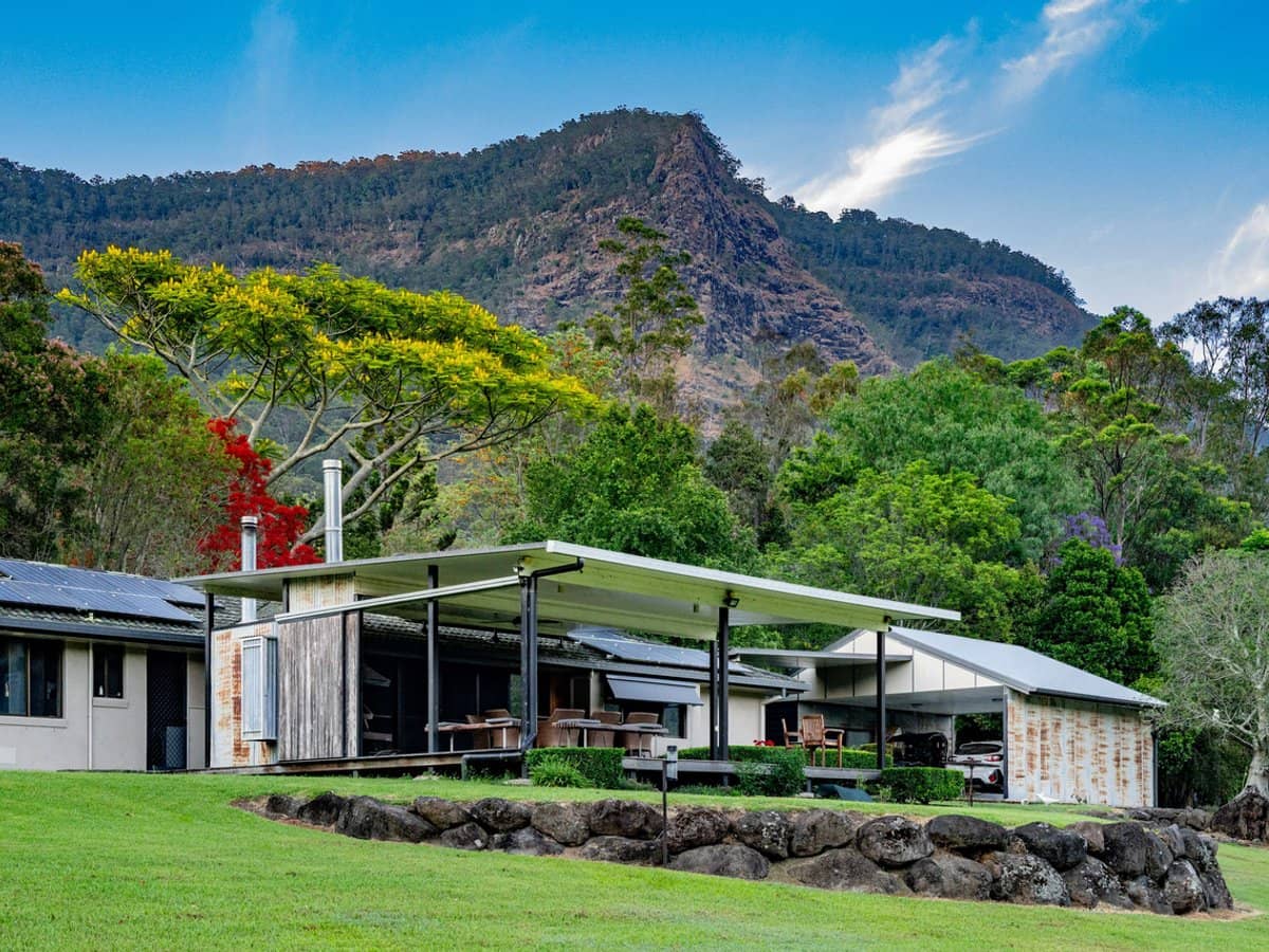 3196 Christmas Creek Road, Lamington - Thumbnail 5