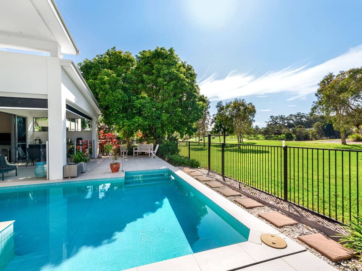 2272 Banksia Lakes Drive, Sanctuary Cove - Thumbnail 1