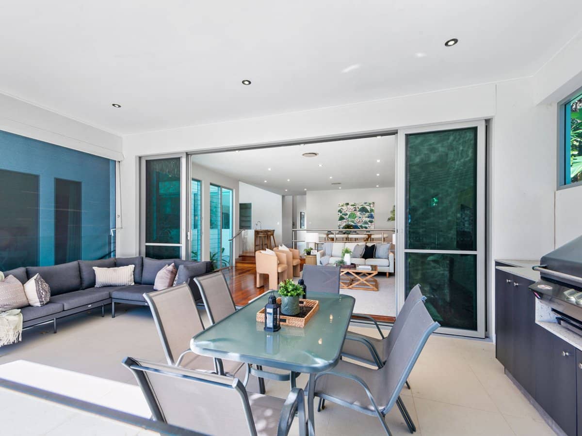 2272 Banksia Lakes Drive, Sanctuary Cove - Thumbnail 13