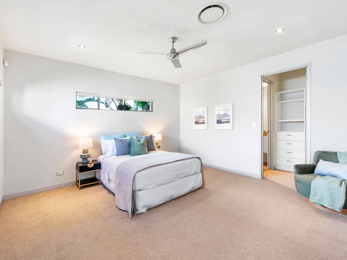 2272 Banksia Lakes Drive, Sanctuary Cove - Thumbnail 25