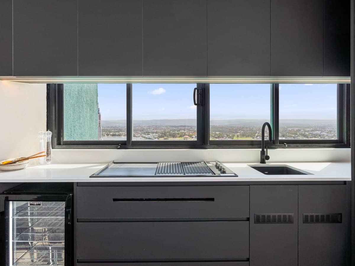 3482-3488 Main Beach Parade, Main Beach - Thumbnail 11